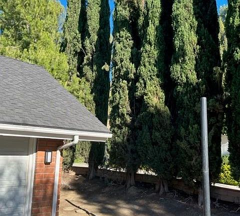 3rd image of 22905 De Kalb Dr