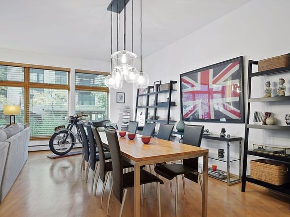4th image of 111 4th Ave N APT 101