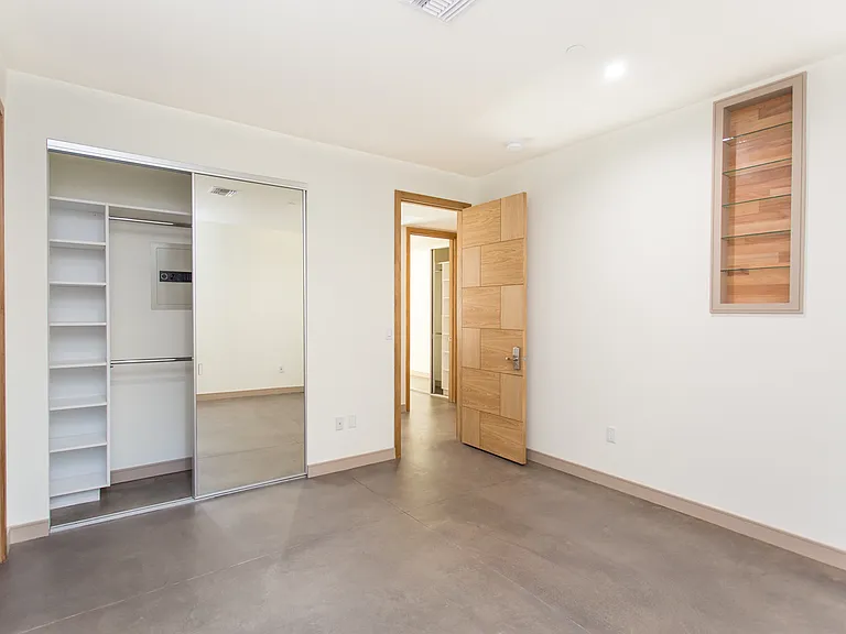 2854 Westwood Blvd — Photo 8