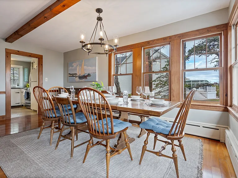 353 Seaside Ave — Photo 13