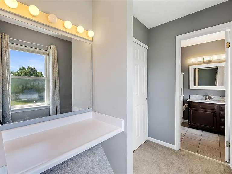 40 Alverstone Way — Photo 29