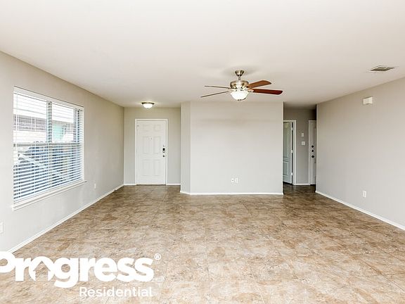 4th image of 8320 Autumn Creek Trl
