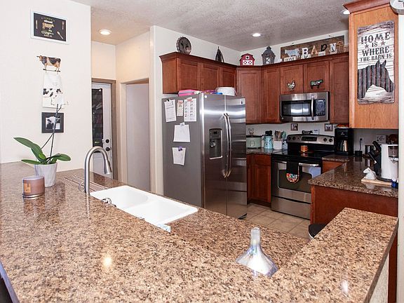 5th image of 14025 Cottonwood Cir