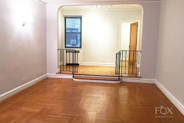 Rented by Fox Residential Group | media 11