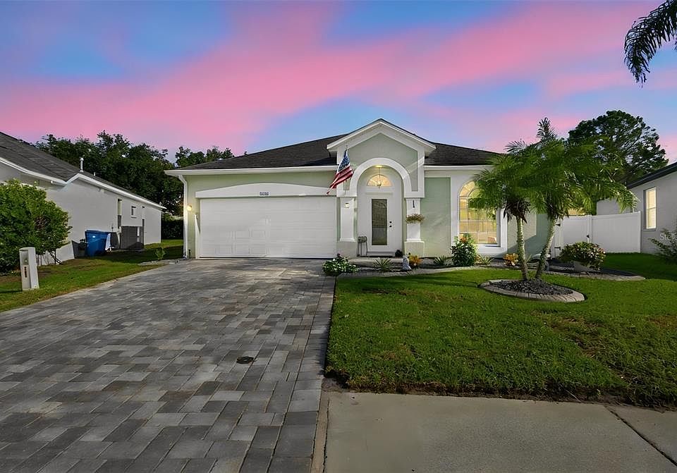 1st image of 10225 GOLDENBROOK WAY