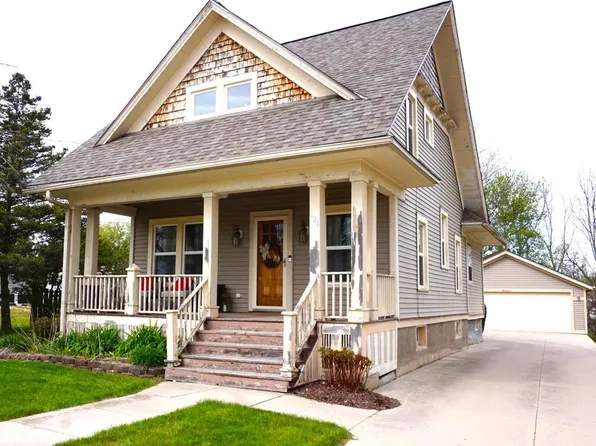 121 N Milwaukee STREET, Fredonia, WI 53021