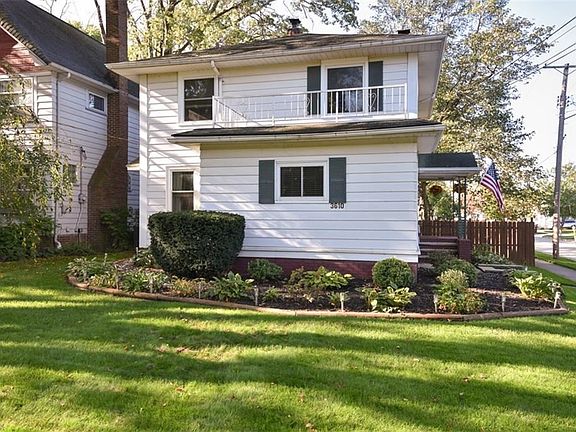 2nd image of 3610 Rockport Ave