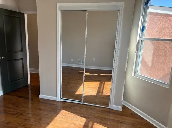 99 West 50th Street image 38 of 44