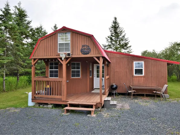 4093 11th St SW, Baudette, MN 56623