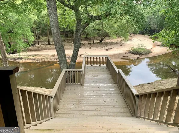 76 Heron Rd, Lyons, GA 30436