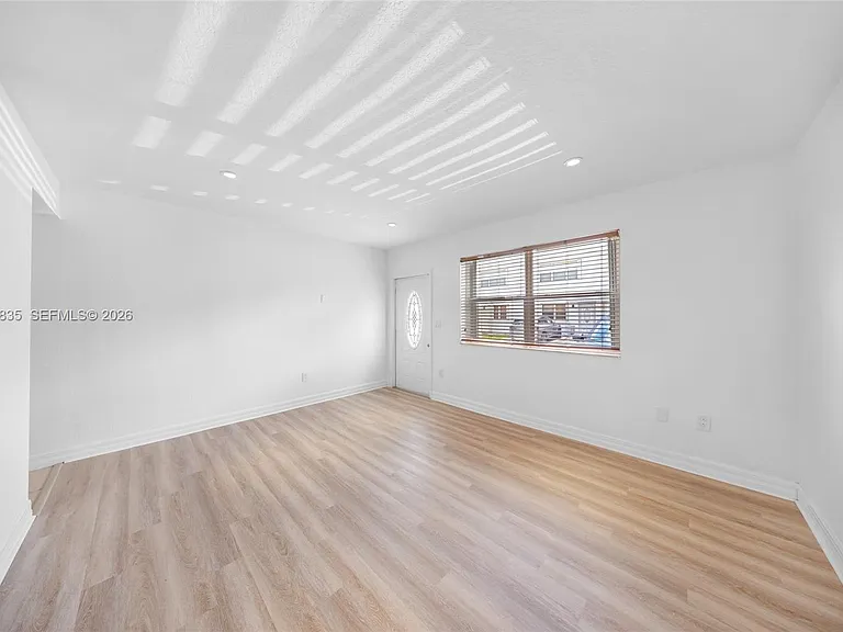7801 Hispanola Ave #4 — Photo 17