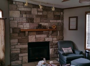 2872 Verona Dr, Northville, MI 48167