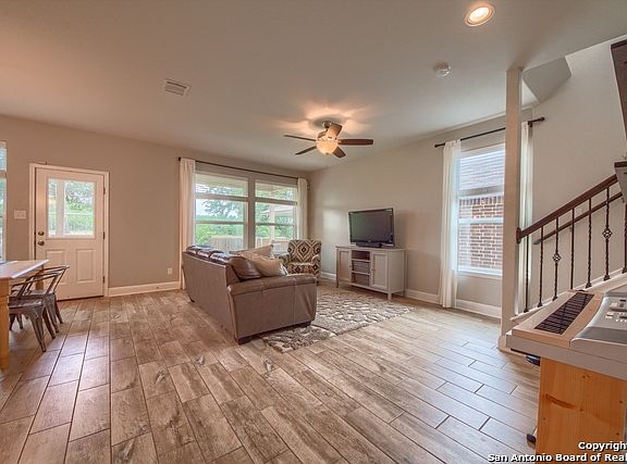 4th image of 6407 Tulia Way