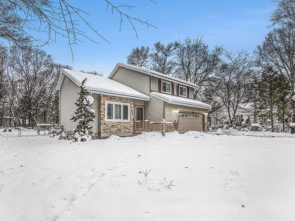 1st image of 2475 Riverdale Dr