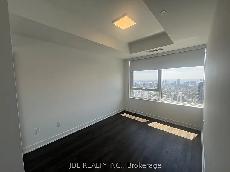 609 Sherbourne St #4701 — Photo 7