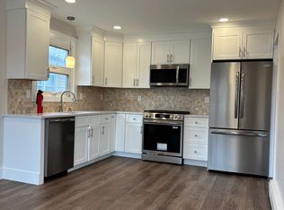 682 Valley Brook Ave #2, Lyndhurst, NJ 07071
