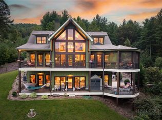 5378 Oak Crest Lane, Lenoir, NC 28645