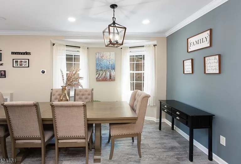 138 Jerome Pl — Photo 8