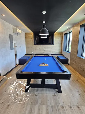 Rented by MySpaceNYC | media 33