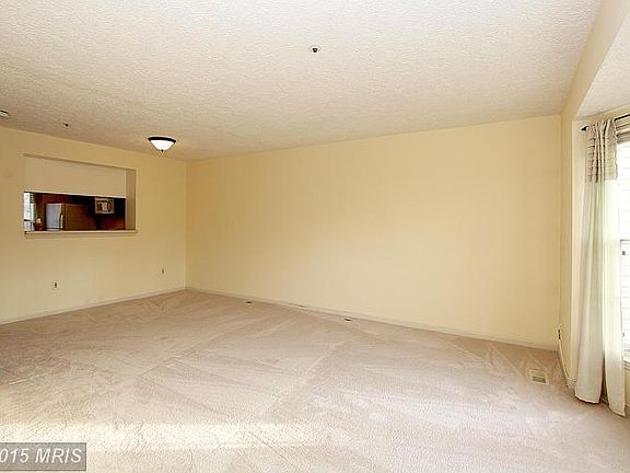 4th image of 20569 Lowfield Dr
