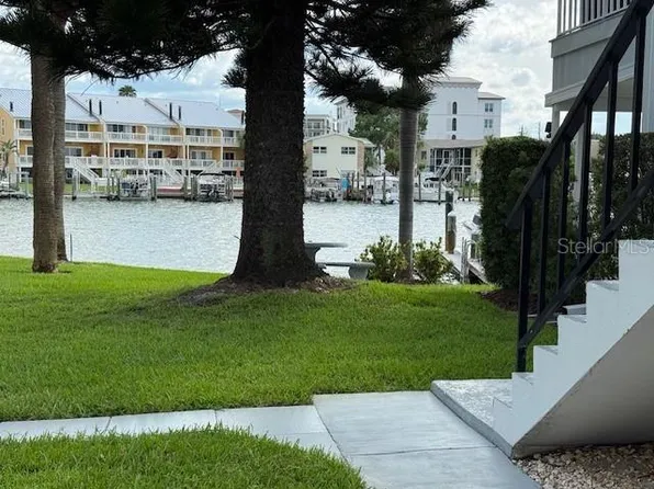 430 Larboard Way APT 3, Clearwater, FL 33767