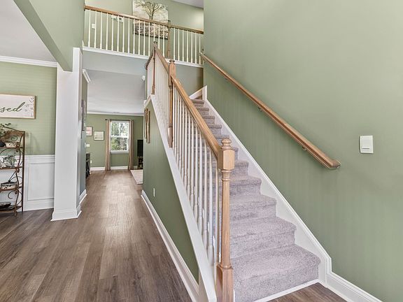 3rd image of 4065 Rutherford Ct.