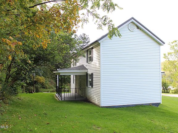 4th image of 141 Lucinda Dr