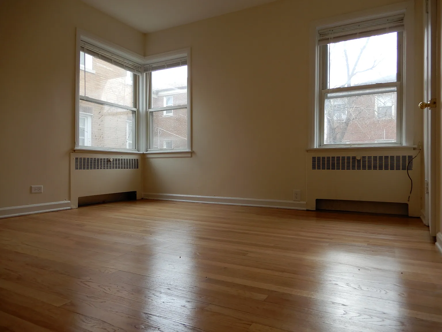 2 bed, 1085 sqft, $1,695 — Photo 3