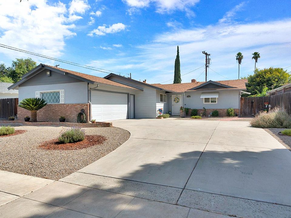 1st image of 3635 E Bellaire Way