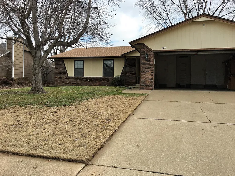 6231 S Cedar Pl — Photo 1