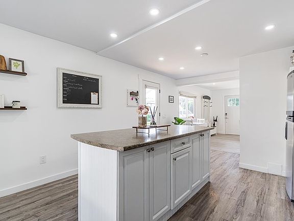 5th image of 23035 117th Ave