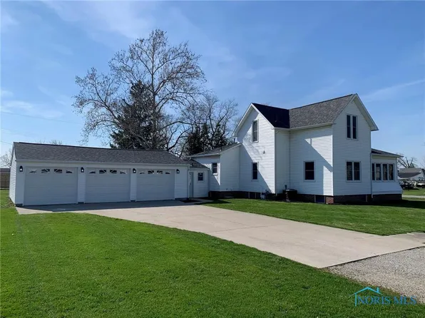 210 W Vine St, Sherwood, OH 43556