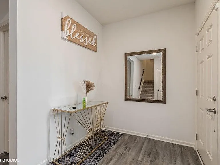 8424 Stillwater Rd — Photo 2