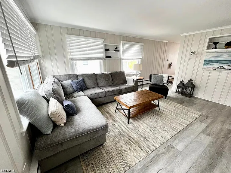 512 West Ave #C — Photo 9
