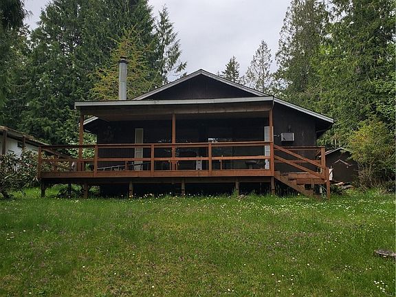 2nd image of 31 E Pickering Pl