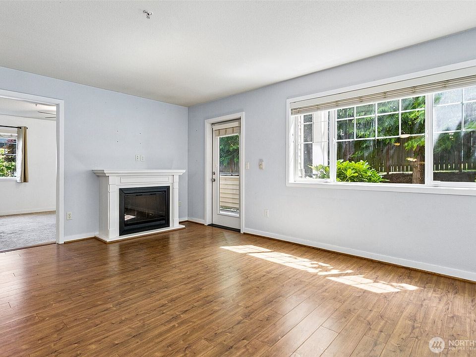 1st image of 13421 97th Avenue E #108
