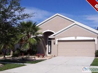 5019 Clover Mist Dr, Ruskin, FL 33572