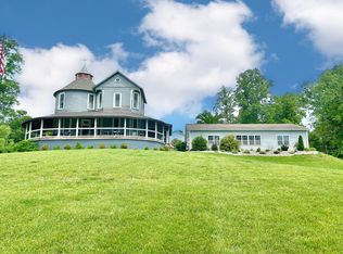 315 W Lakeshore Dr, Burnside, KY 42519