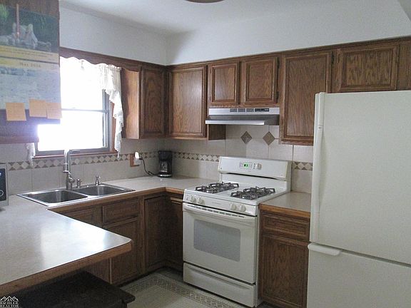 5th image of 68340 S Forest Ave