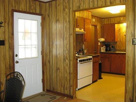 3rd image of 400 Bradford Dr