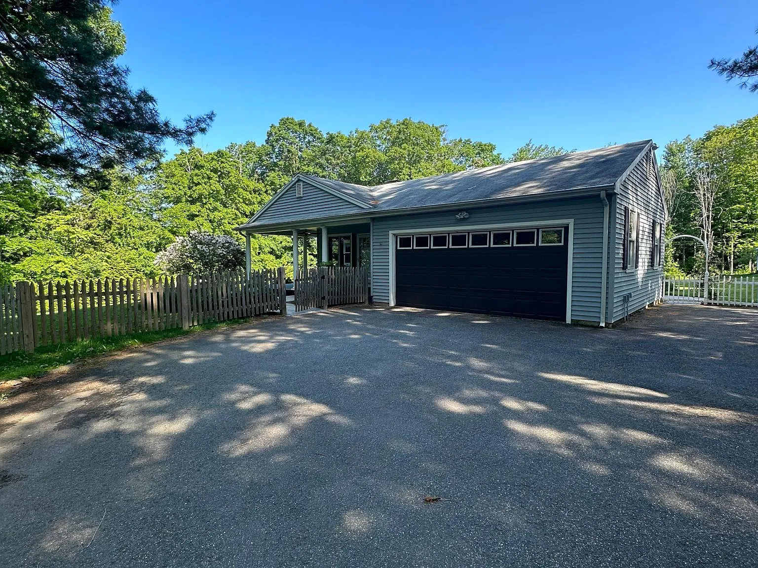 5 bed, 2246 sqft, $3,500 — Photo 2