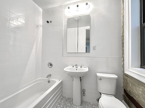 5th image of 24-65 38th St #B8