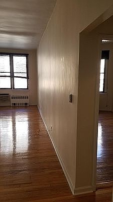 3rd image of 409 E 85th St APT 3C