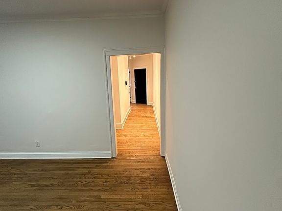 5th image of 11136 S Vernon Ave #1