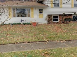 4681 Idleview Dr, Vermilion, OH