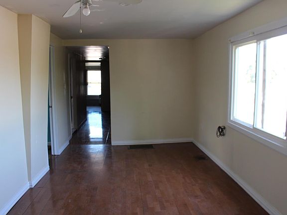 3rd image of 5132 W Saint Paul Ave