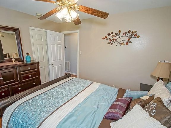 3rd image of 4548 Francisco Verrett Dr