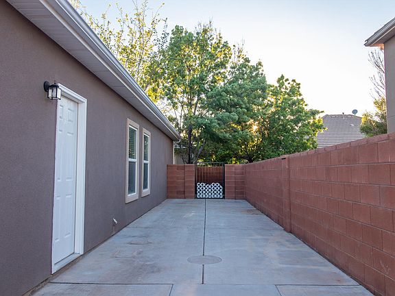 4th image of 2528 S 500 West Cir