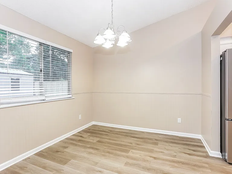 1704 Sandy Hollow Loop — Photo 6
