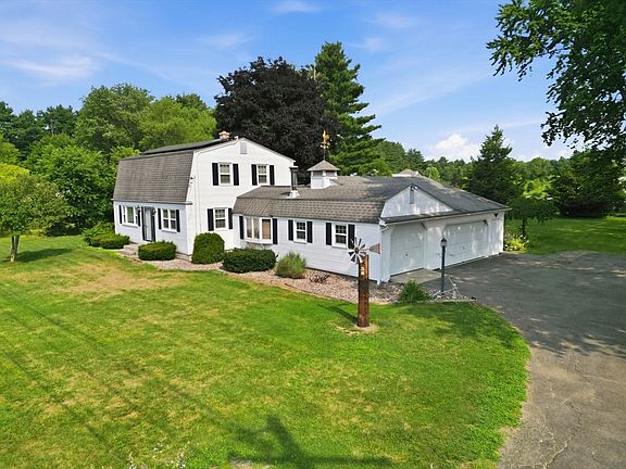 4th image of 38 Martin Farms Rd